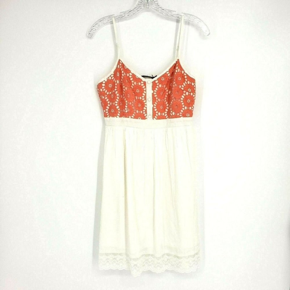 NWT Doe & Rae Crochet Lace Fit and Flare Dress